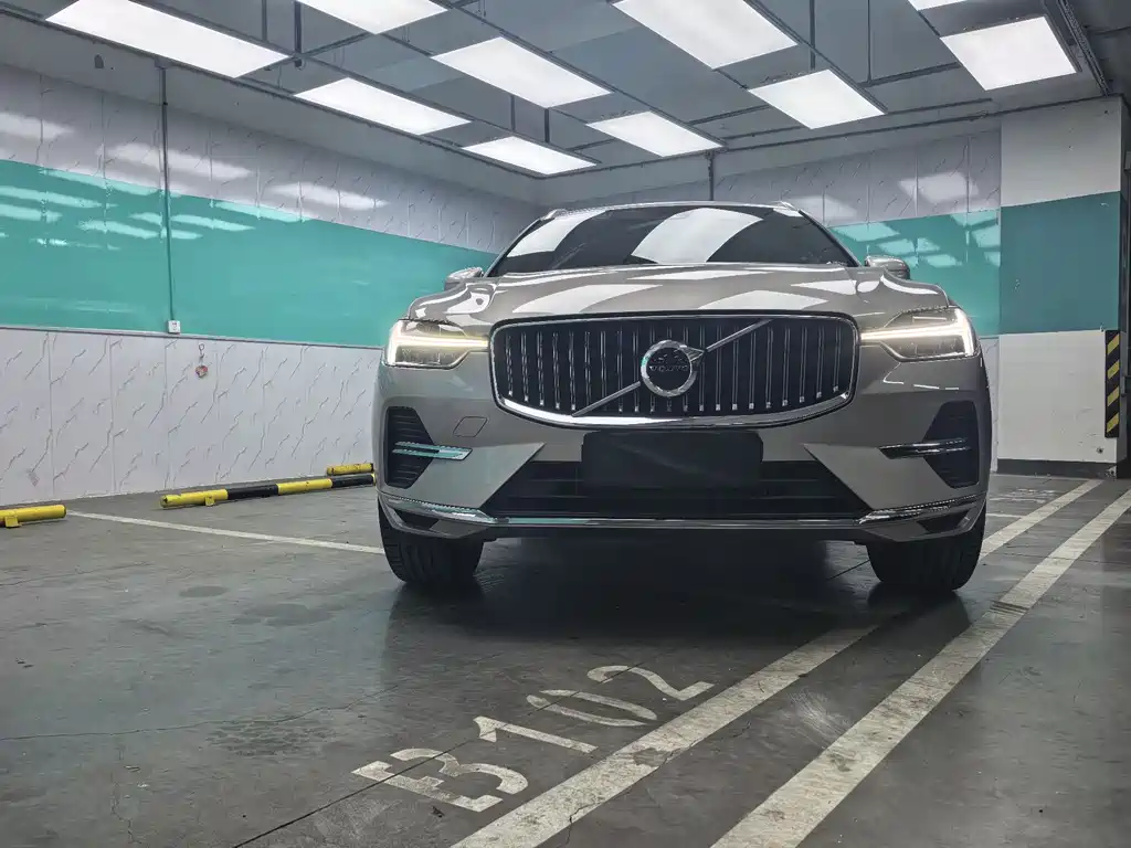 Volvo XC60 B5 4 WD Smart Vision Sport