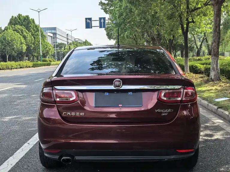 Fiat Viaggio 1.4 T Auto Joy