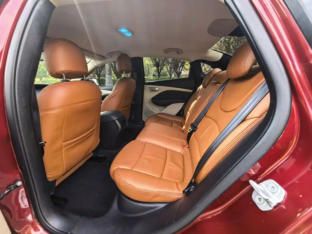 Viaggio 1.4 T Auto Joy
