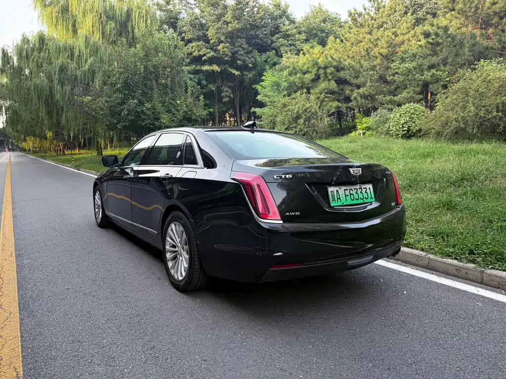 Cadillac CT6 Plug-in 30 E Elite