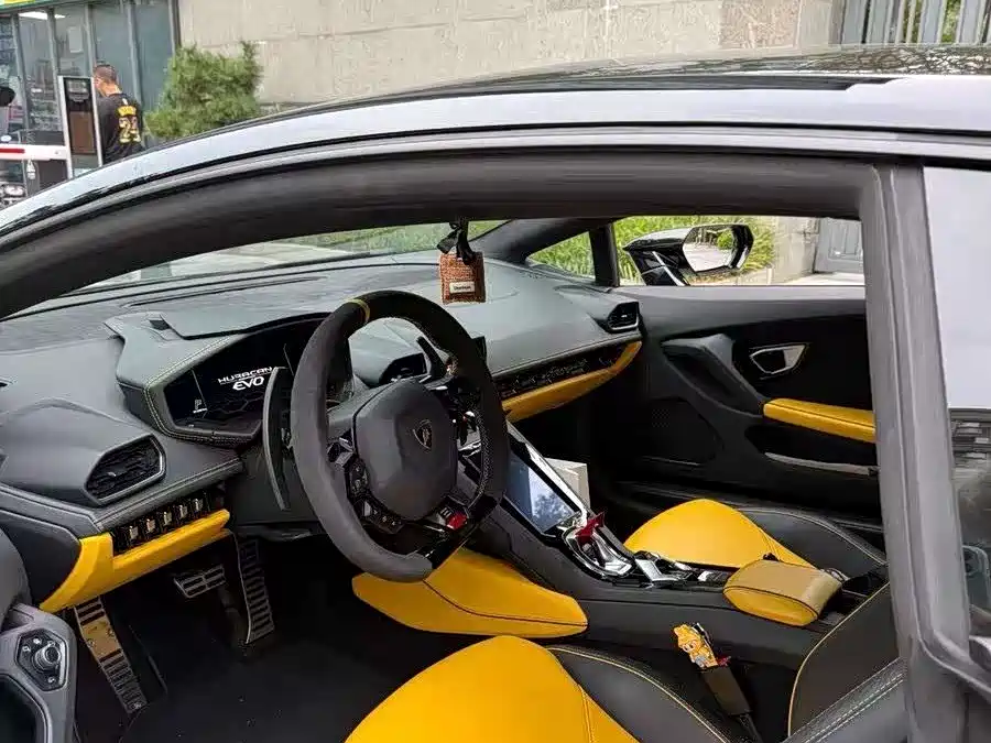 Huracán Huracán EVO RWD