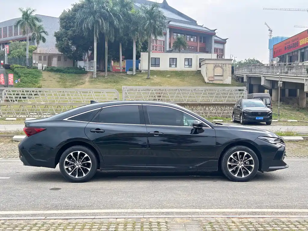 Avalon 2.0 L Progressive