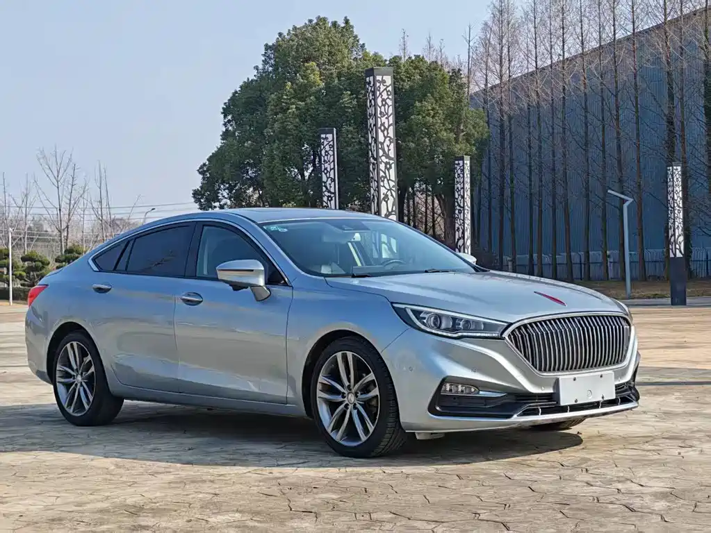 Hongqi H5 30 TD Connected Royal Motion