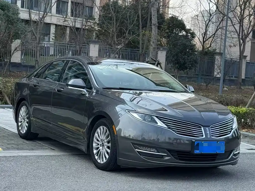 Lincoln MKZ 2.0 T Premium