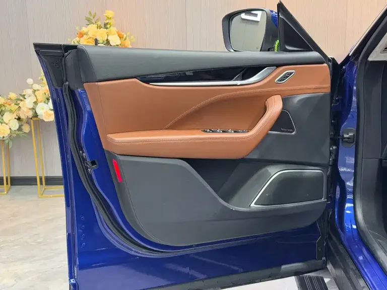 Maserati Levante 3.0 T Standard