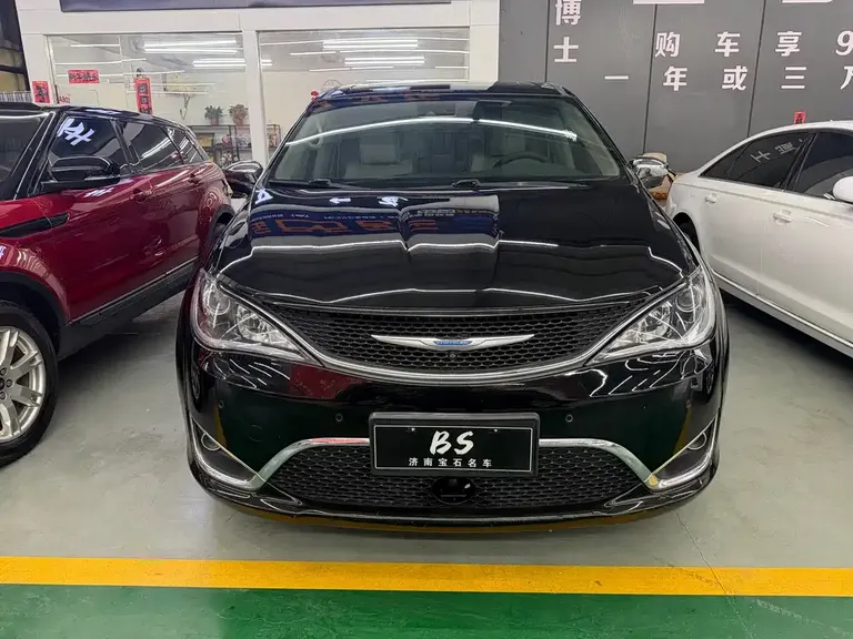 Chrysler Pacifica (Import) 3.6 L Premium