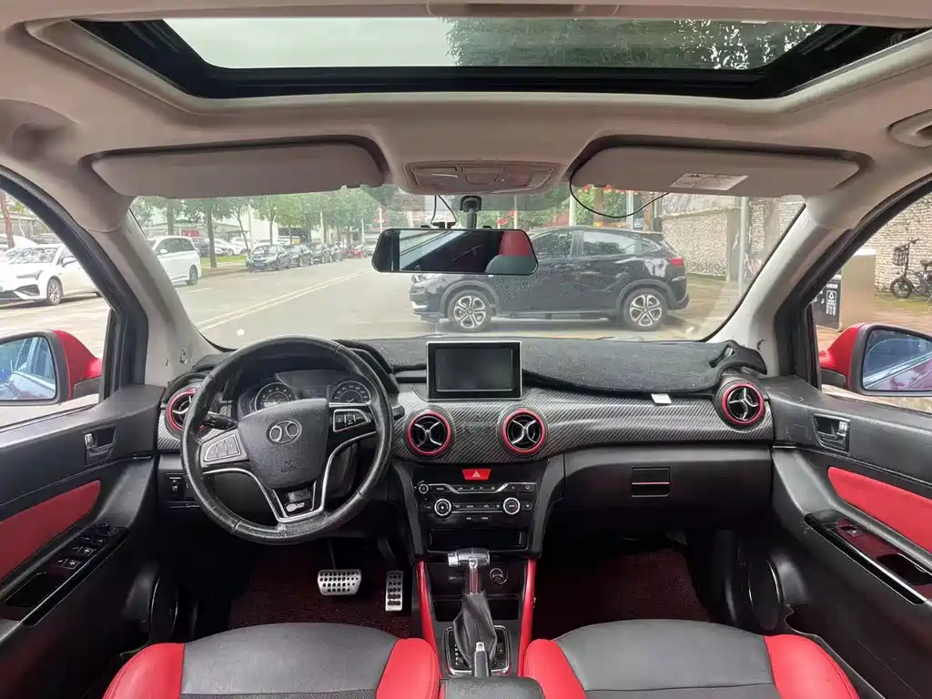 Senova X25 1.5 L Auto Elite