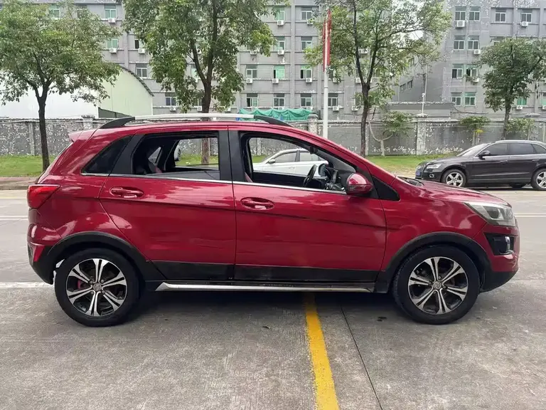 Baic Senova X25 1.5 L Auto Elite