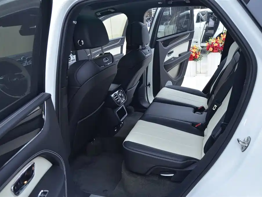 Bentayga PHEV 3.0 T PHEV