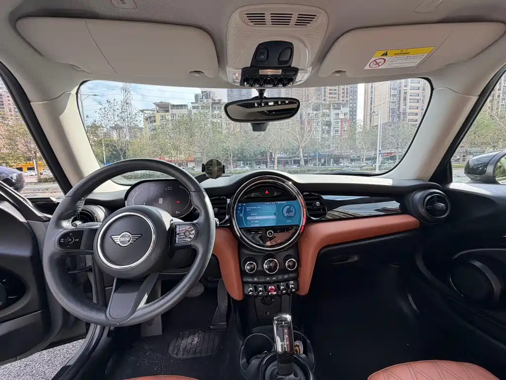 MINI Facelift 1.5 T COOPER Classic