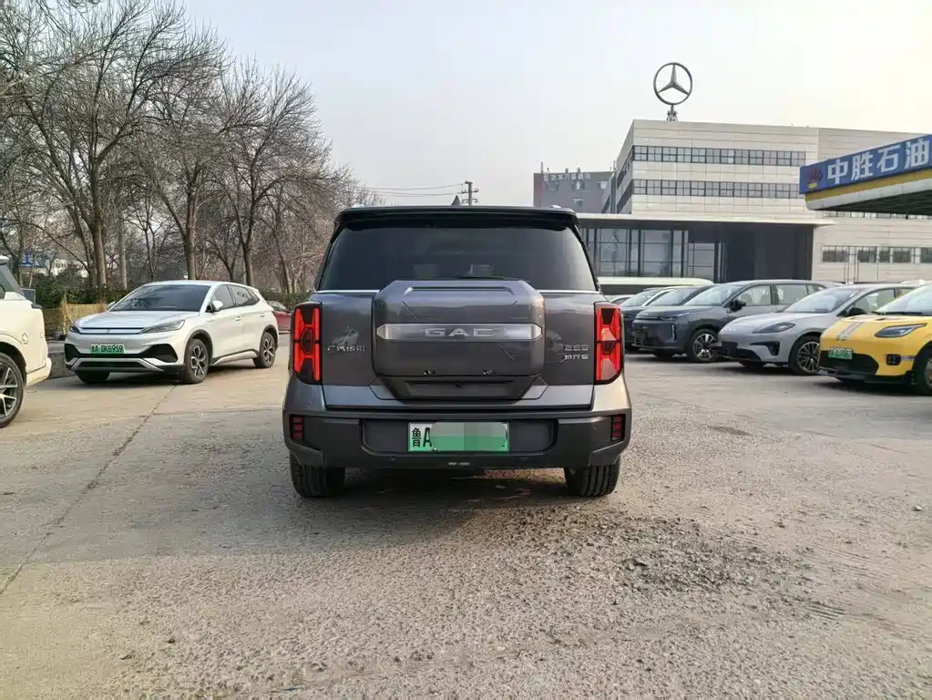 Trumpchi ES9 PHEV 143 km Touring Max