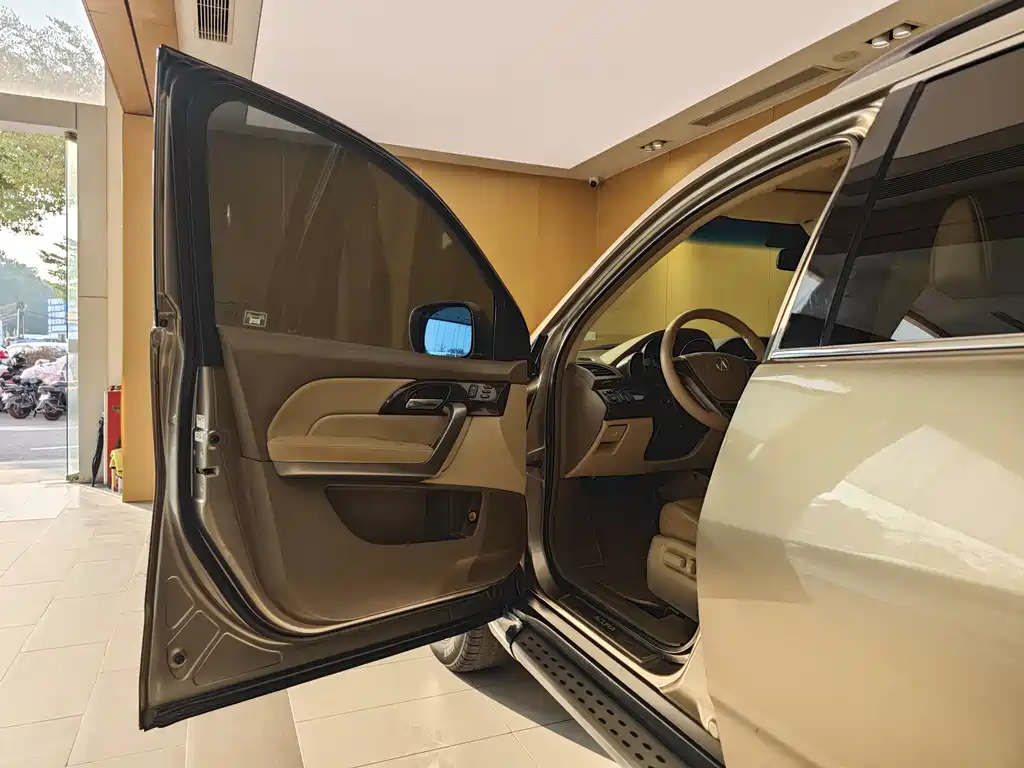 Acura MDX 3.7 Standard