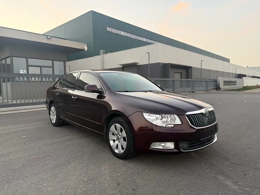 Superb 1.4 TSI DSG Grace