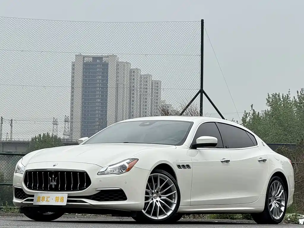 Quattroporte 3.0 T Standard