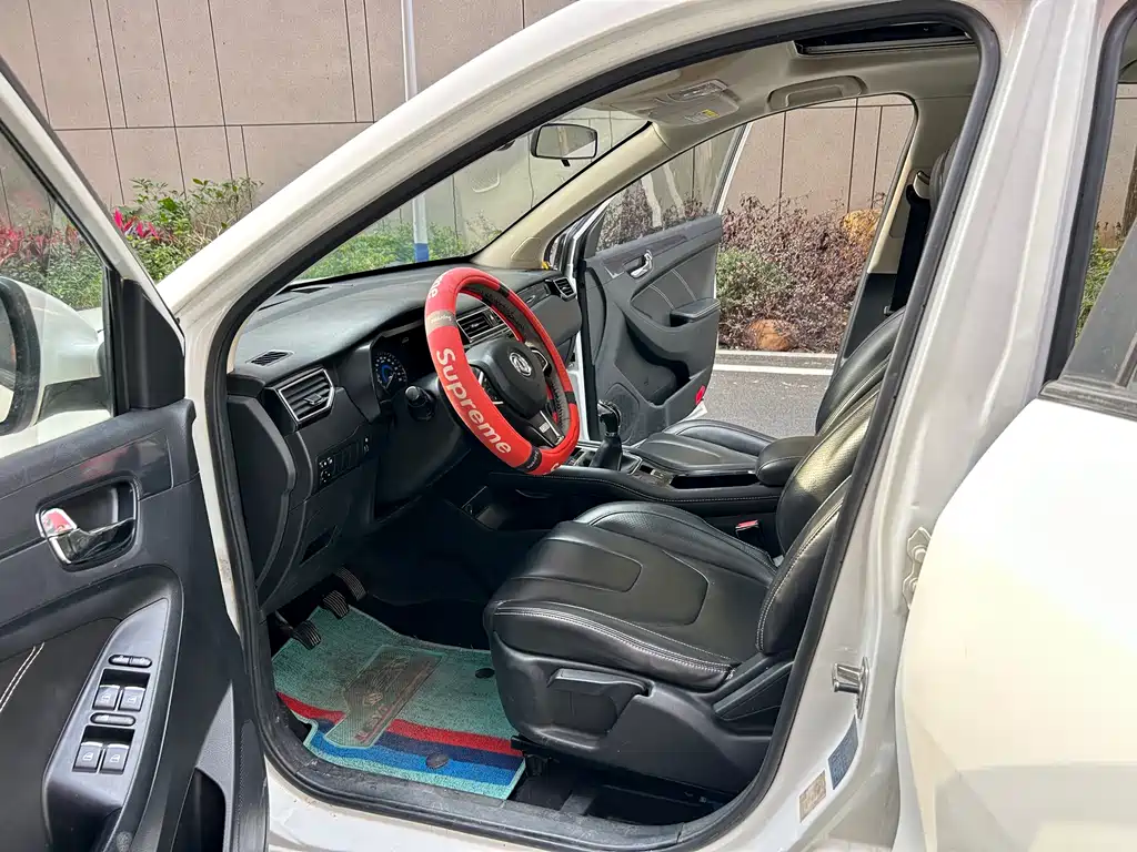 Fengguang 580 1.5 T Manual Comfort