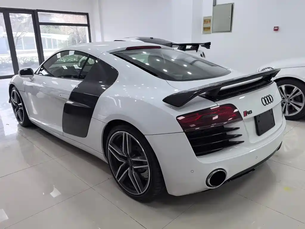 Audi R8 4.2 FSI quattro