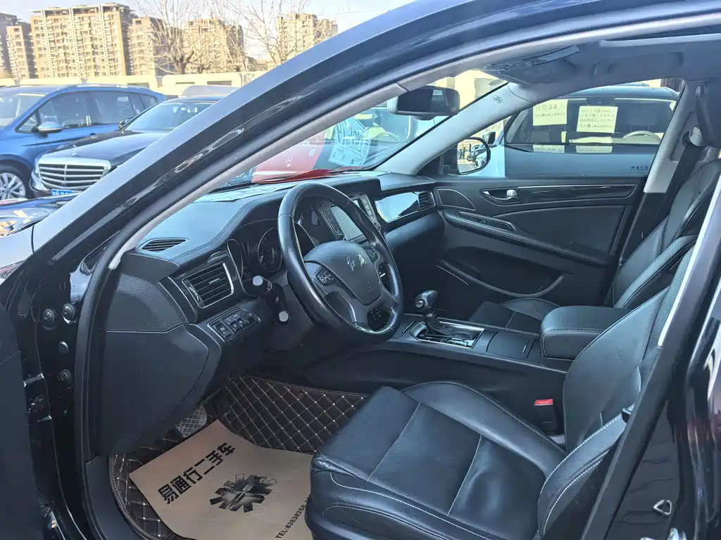 Hongqi H7 2.0 T Flagship