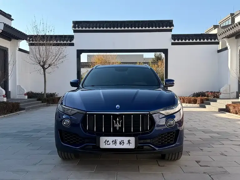 Maserati Levante 3.0 T Standard