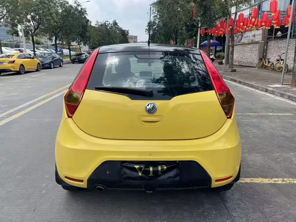 MG 3 1.5 L AMT Elite