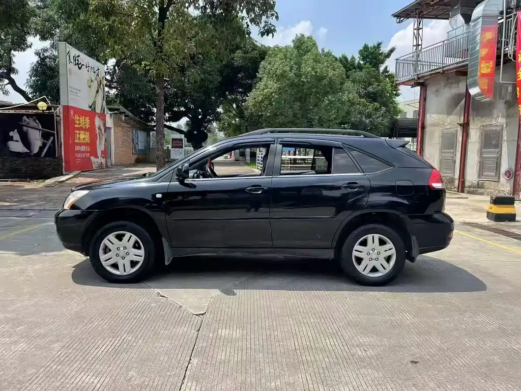 Qisheng V3 2.0 L Super Luxury