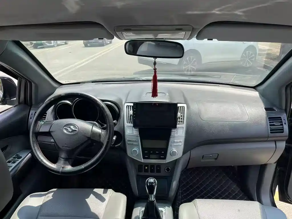 Qisheng V3 2.0 L Super Luxury