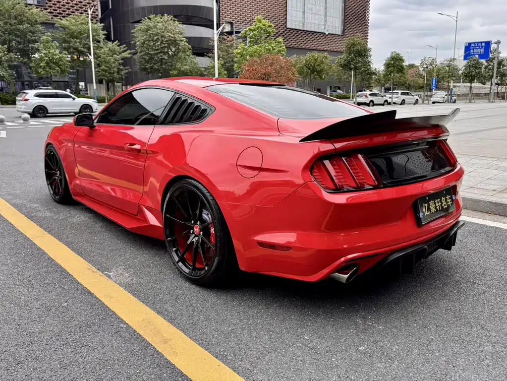 Mustang 2.3 T Performance