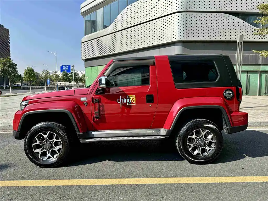 BAIC BJ40 2.0 T Auto 4 WD Tribute 2020 Swordsman
