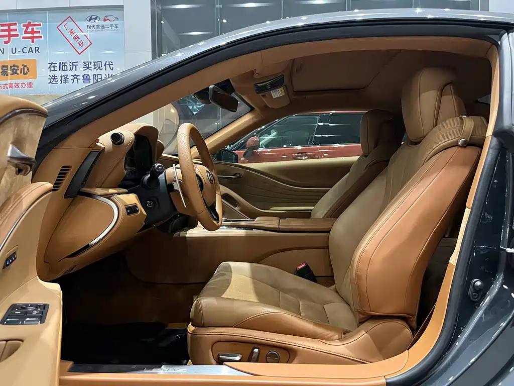 Lexus LC 500 h CN-V