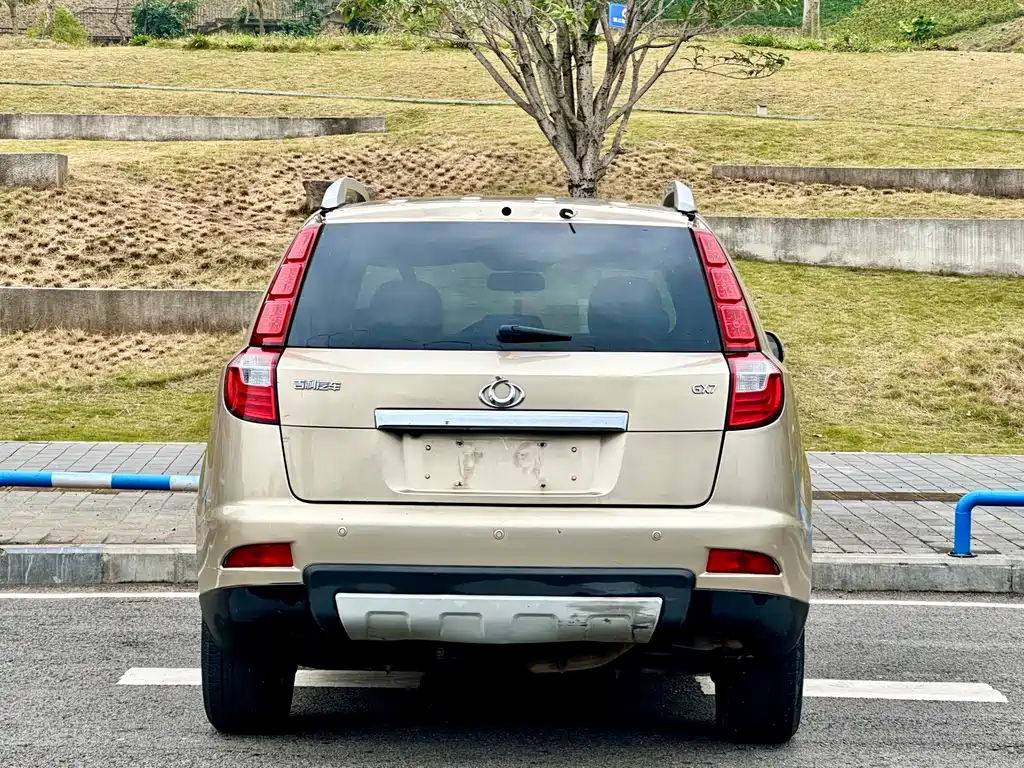Geely GX7 2.0 L Auto Distinguished