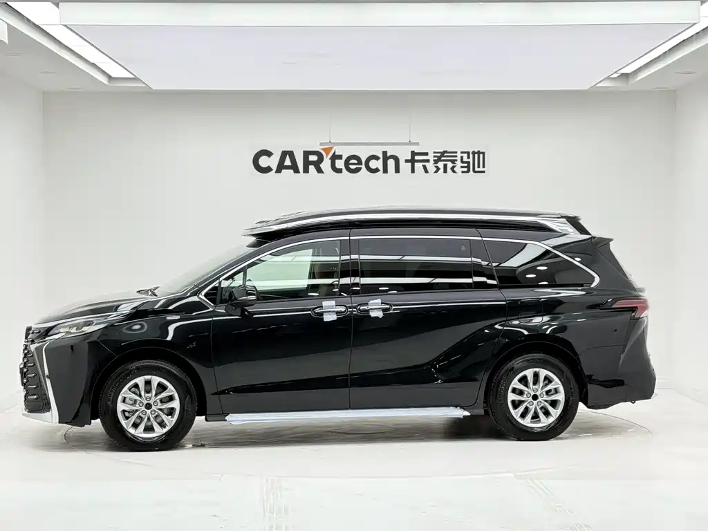 Granvia 2.5 L Hybrid Comfort