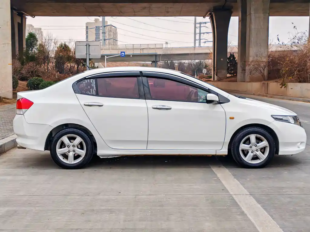 City Classic 1.5 L Auto Elite Taste Premium