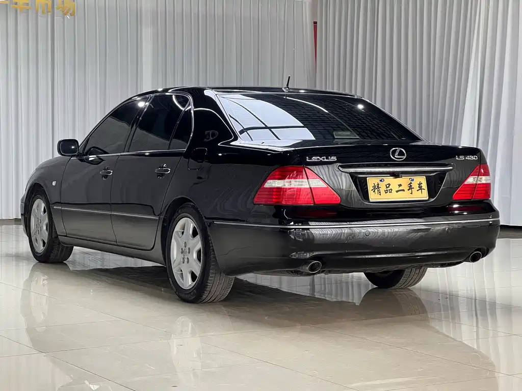 Lexus LS 430