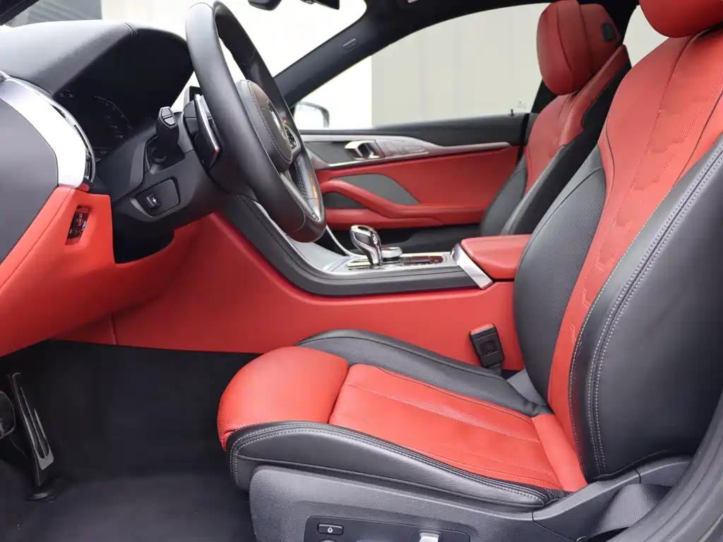BMW 8 Series 840 i 4-door Coupe M Sport Package