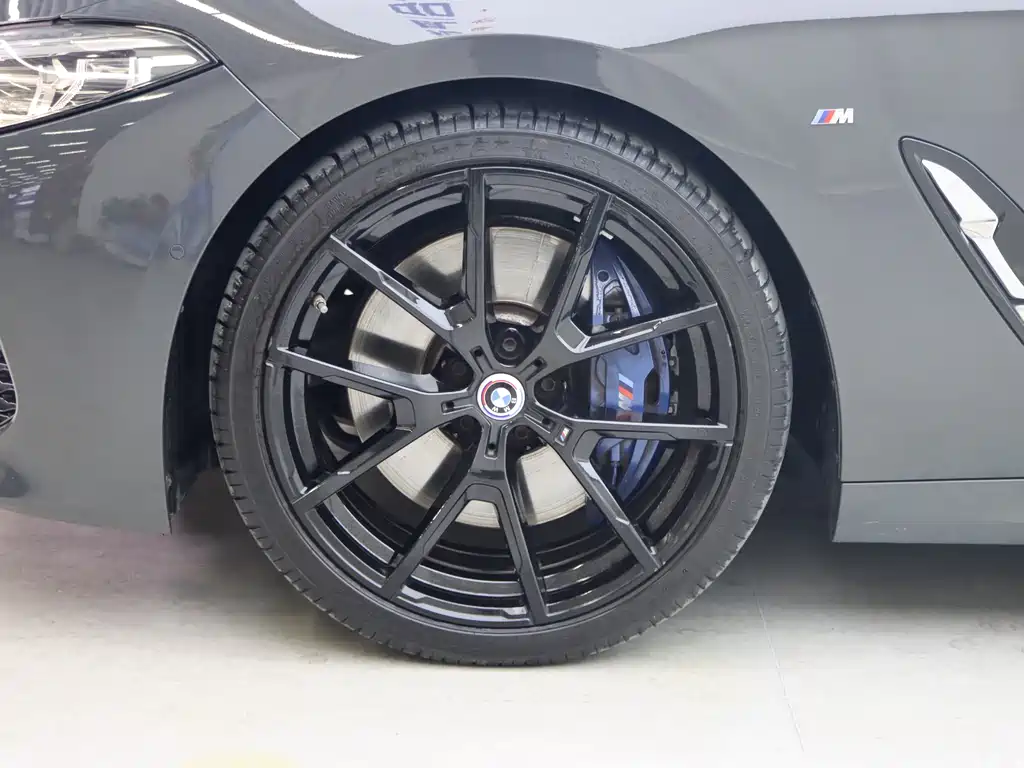 BMW 8 Series 840 i 4-door Coupe M Sport Package