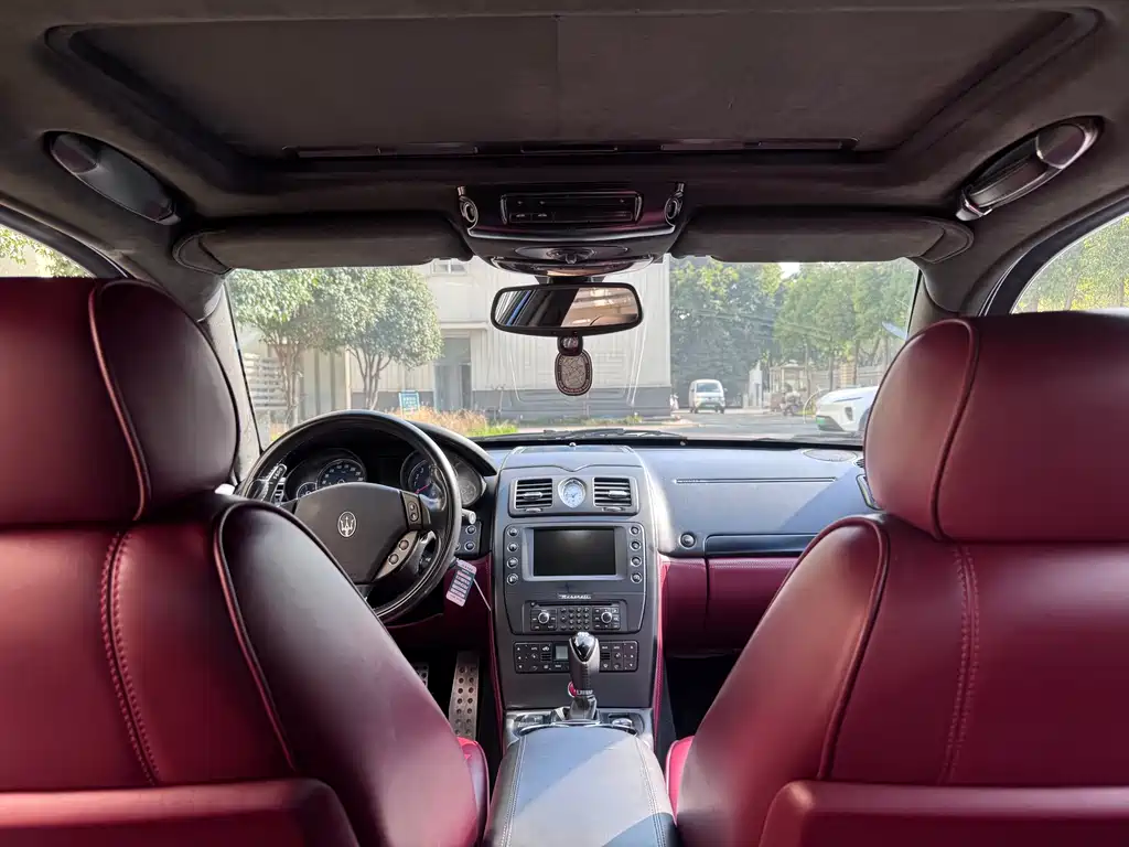 Quattroporte 4.7 L Global Honor