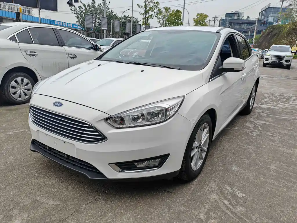 Focus Sedan EcoBoost 180 Auto Elite