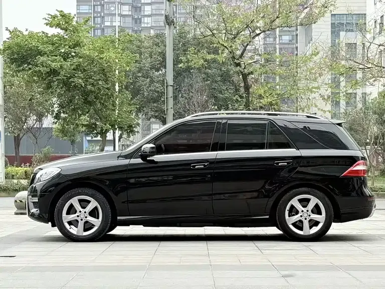 Mercedes-Benz M-Class ML 400 4 MATIC Dynamic