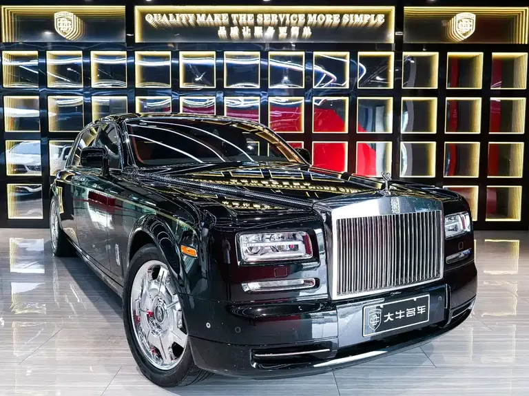 Rolls-Royce Phantom 6.7 L Extended EWB
