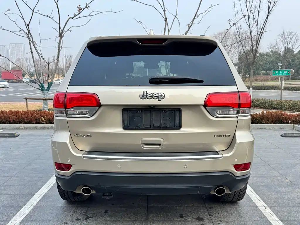 Grand Cherokee (Import) 3.0 L Comfort Enjoyment Navigation