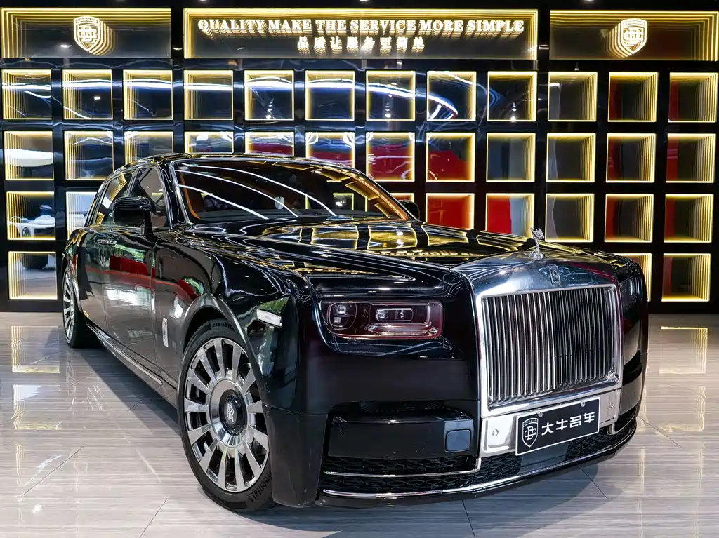 Phantom 6.7 L Extended EWB