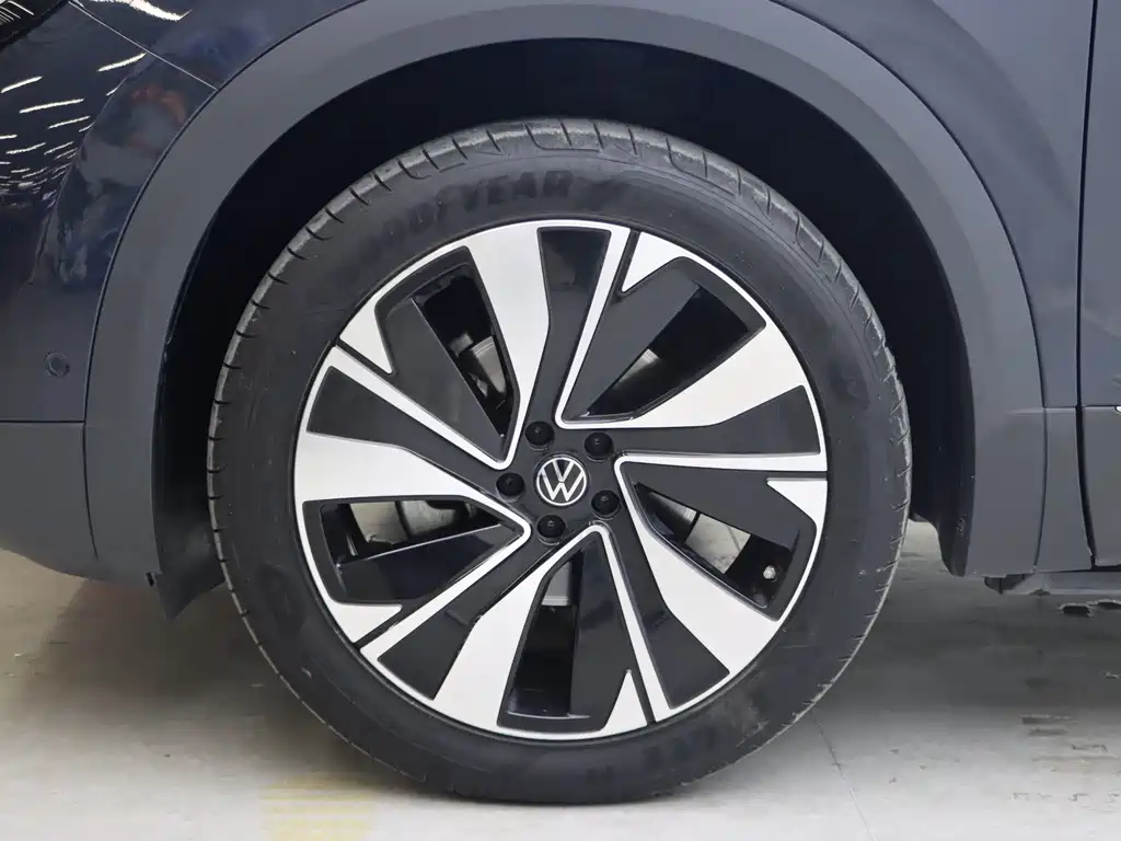 Talagon 380 TSI 4 WD Flagship Victory Realm 6-seat
