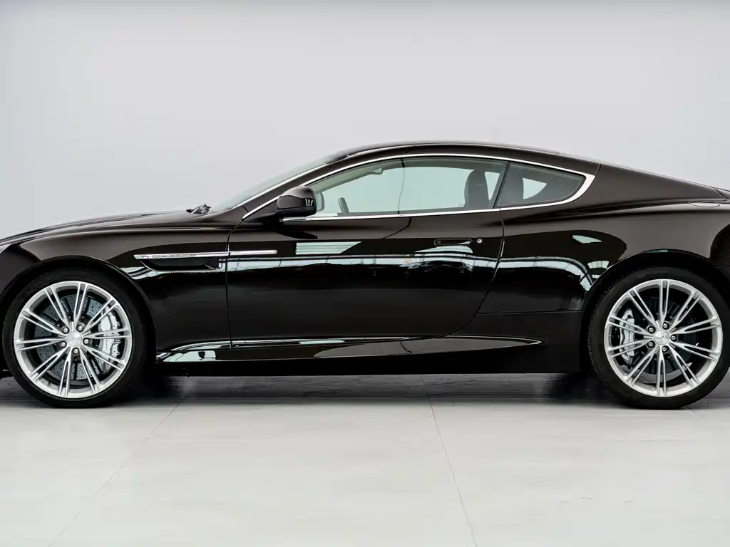 Virage 6.0 Coupe