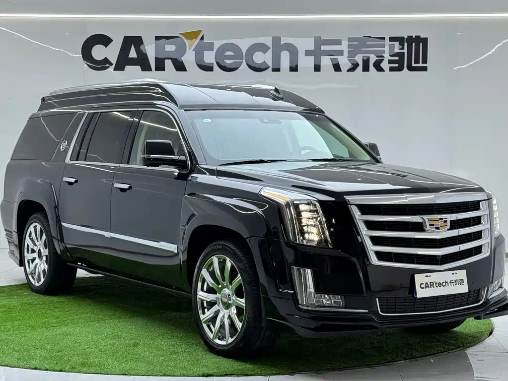 Escalade 6.2 L ESV Platinum Extended
