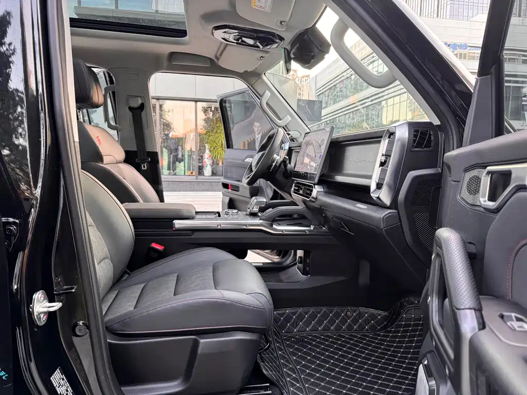 Jetour Traveller 2.0 T 4 WD Cross PRO