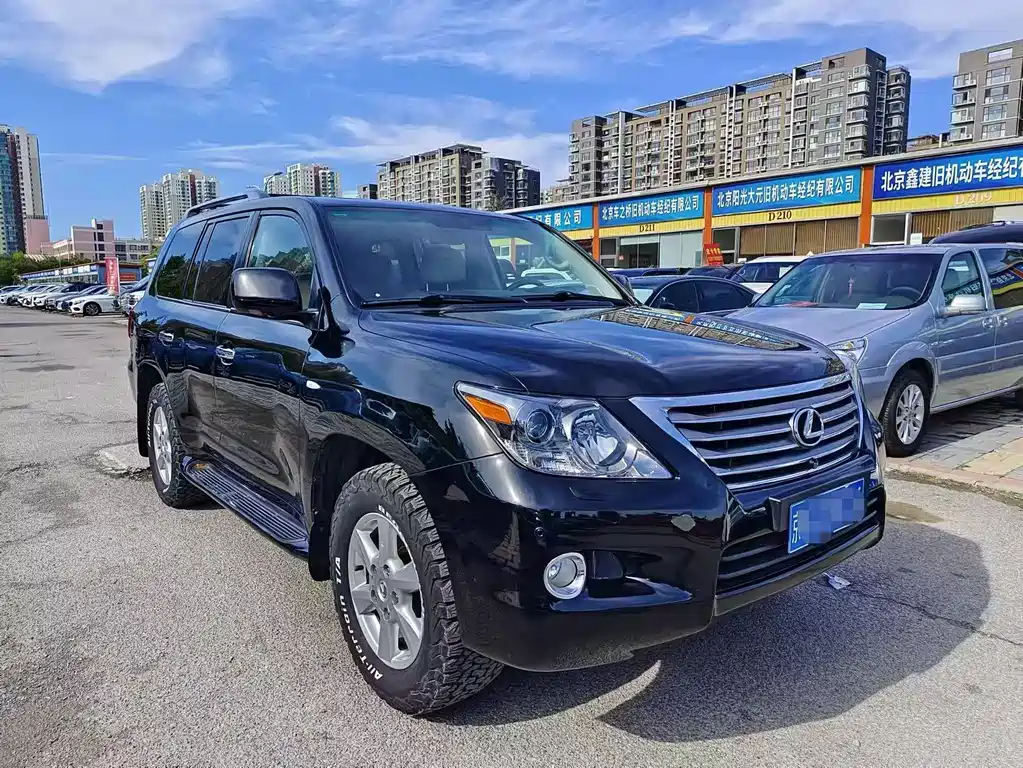 Lexus LX 570