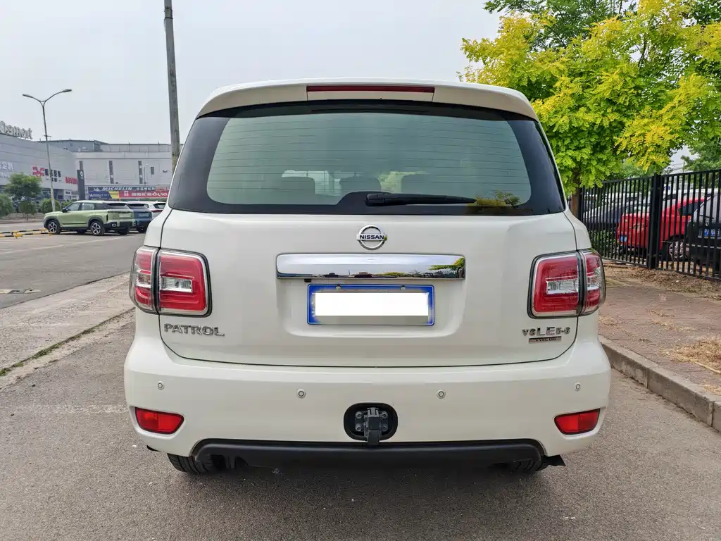Patrol 5.6 L Standard