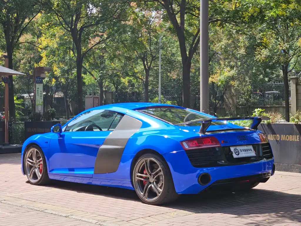 Audi R8 4.2 FSI quattro
