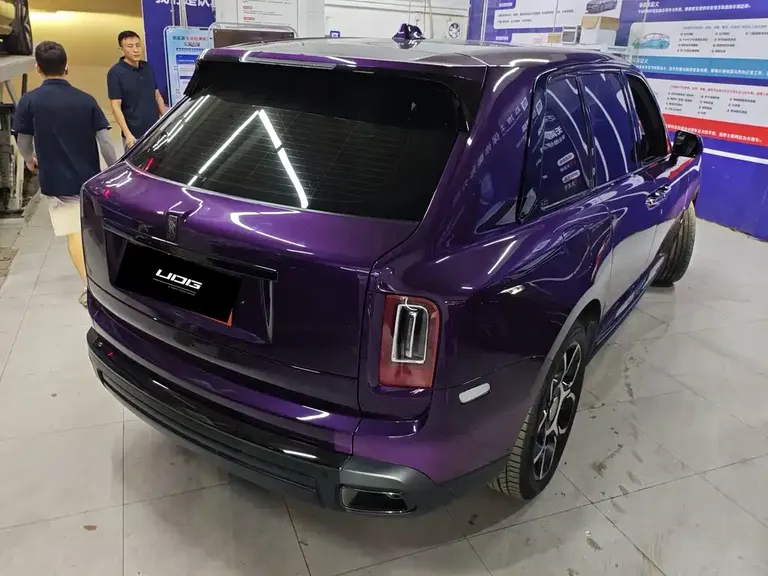 Rolls-Royce Cullinan Black Badge