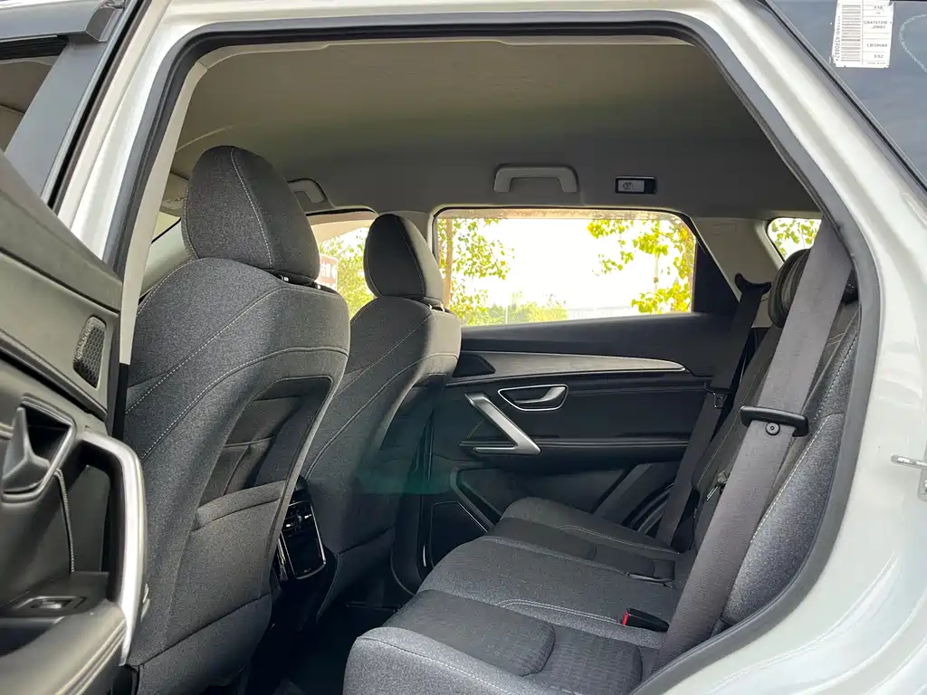 Jetour X70 PLUS 1.6 T DCT 5-seat