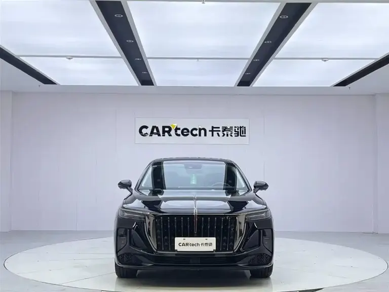 Hongqi H9 2.0 T Flagship Smooth Private Style